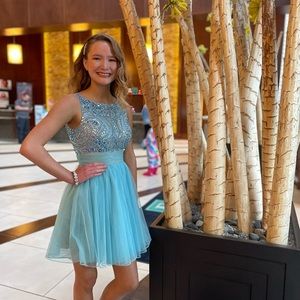 Sherri Hill cocktail